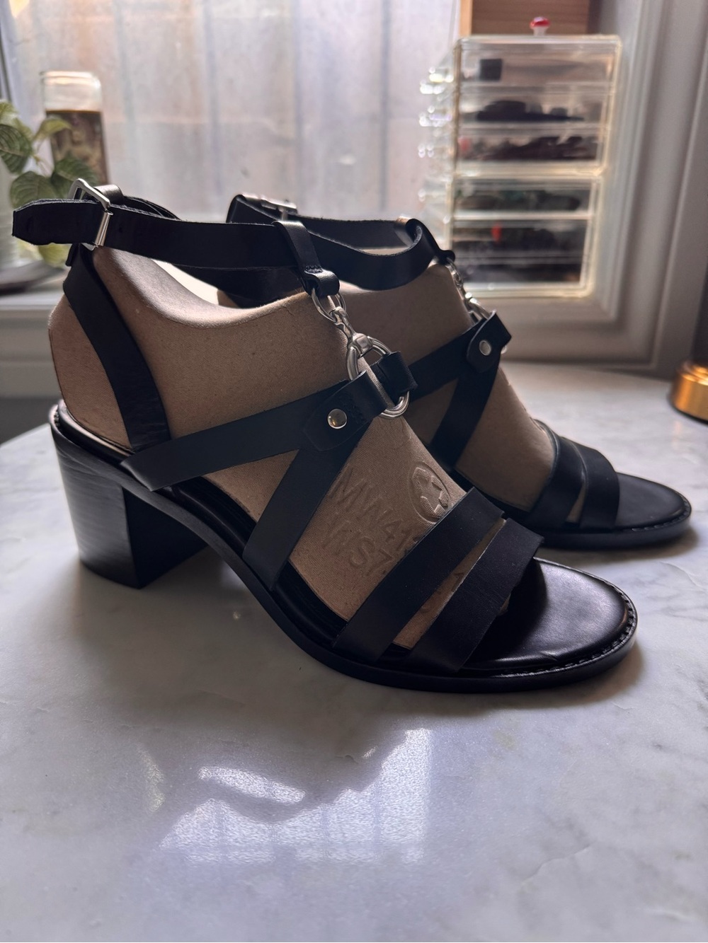 NEW Frye Black Heeled Sandals with Chunky Block Heel